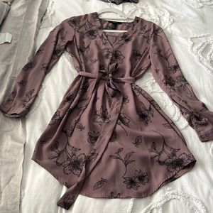 Cute dress with matching belt